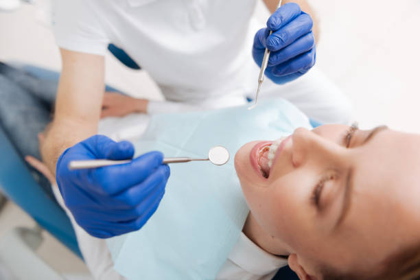 Emergency Dental Services in Iola, WI